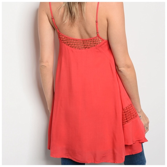 Coral Square Neckline Sleeveles Tunic Top - Picture 3 of 3